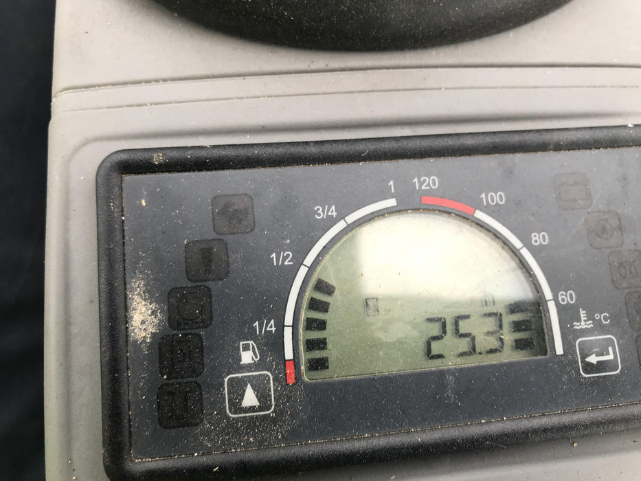 2019 Wacker Neuson EZ26 MX, Trk, Long, Canopy w/Manual Coupler, 3-40mm Pin Kits, 12"/18"/24" Pin on Buckets