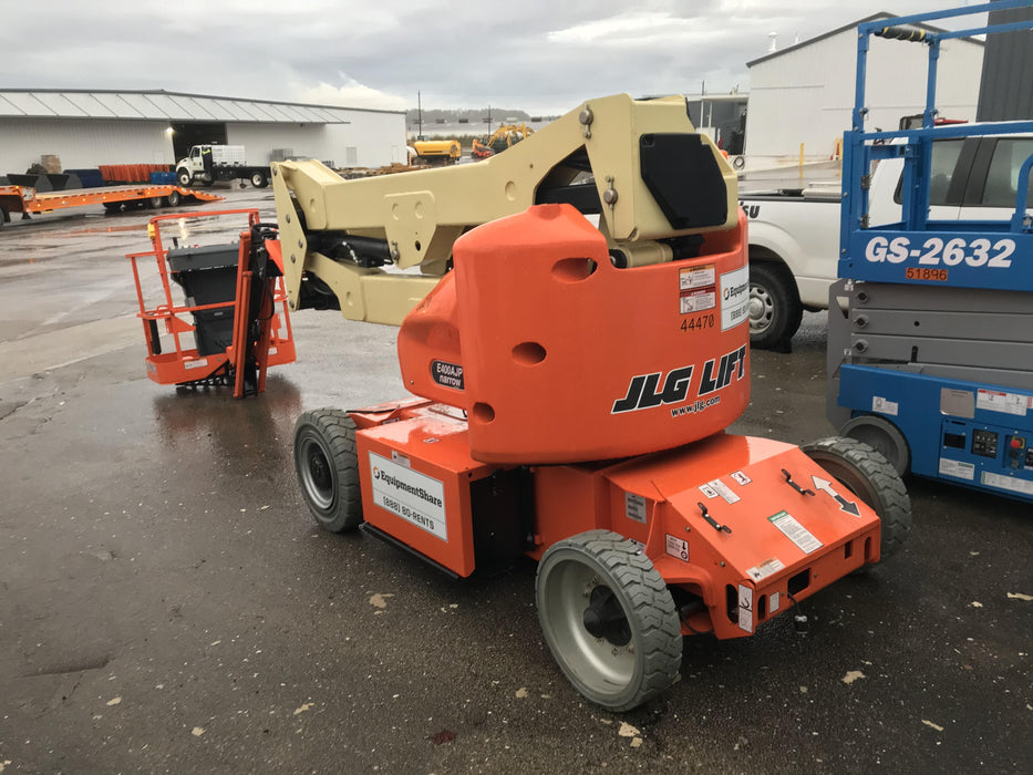 2019 JLG E400AJPN