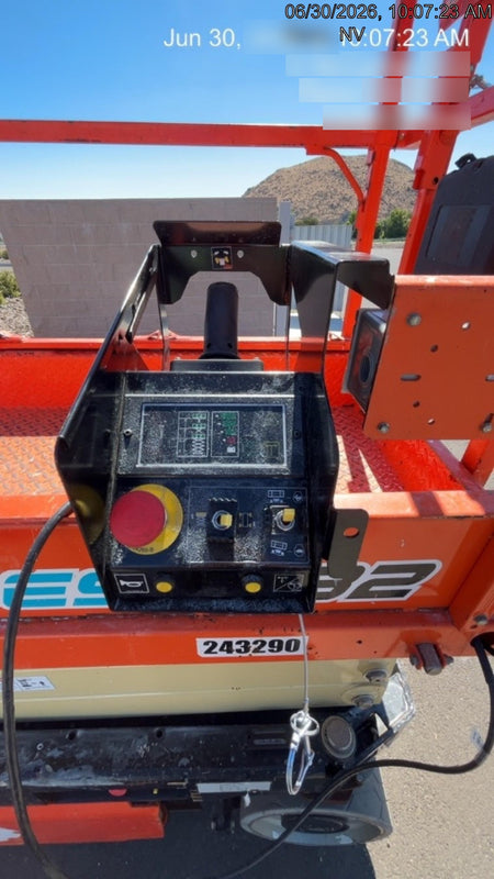 2022 JLG ES2632