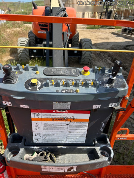 2025 JLG 600AJ