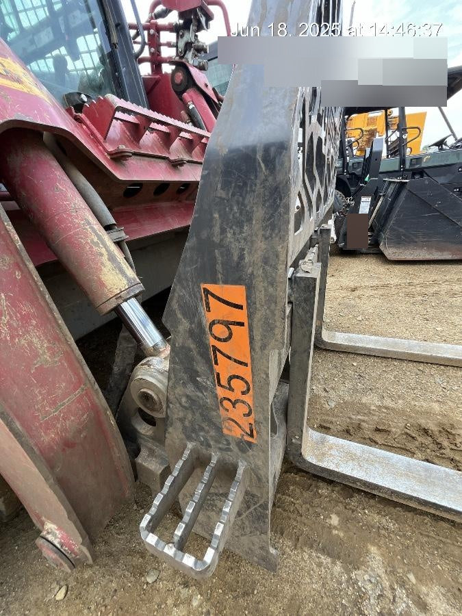 2022 PALADIN 48" Pallet Forks - Paladin