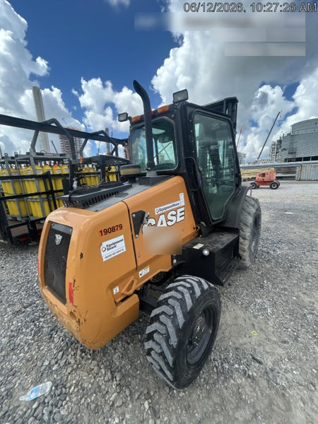 2021 CASE 586H