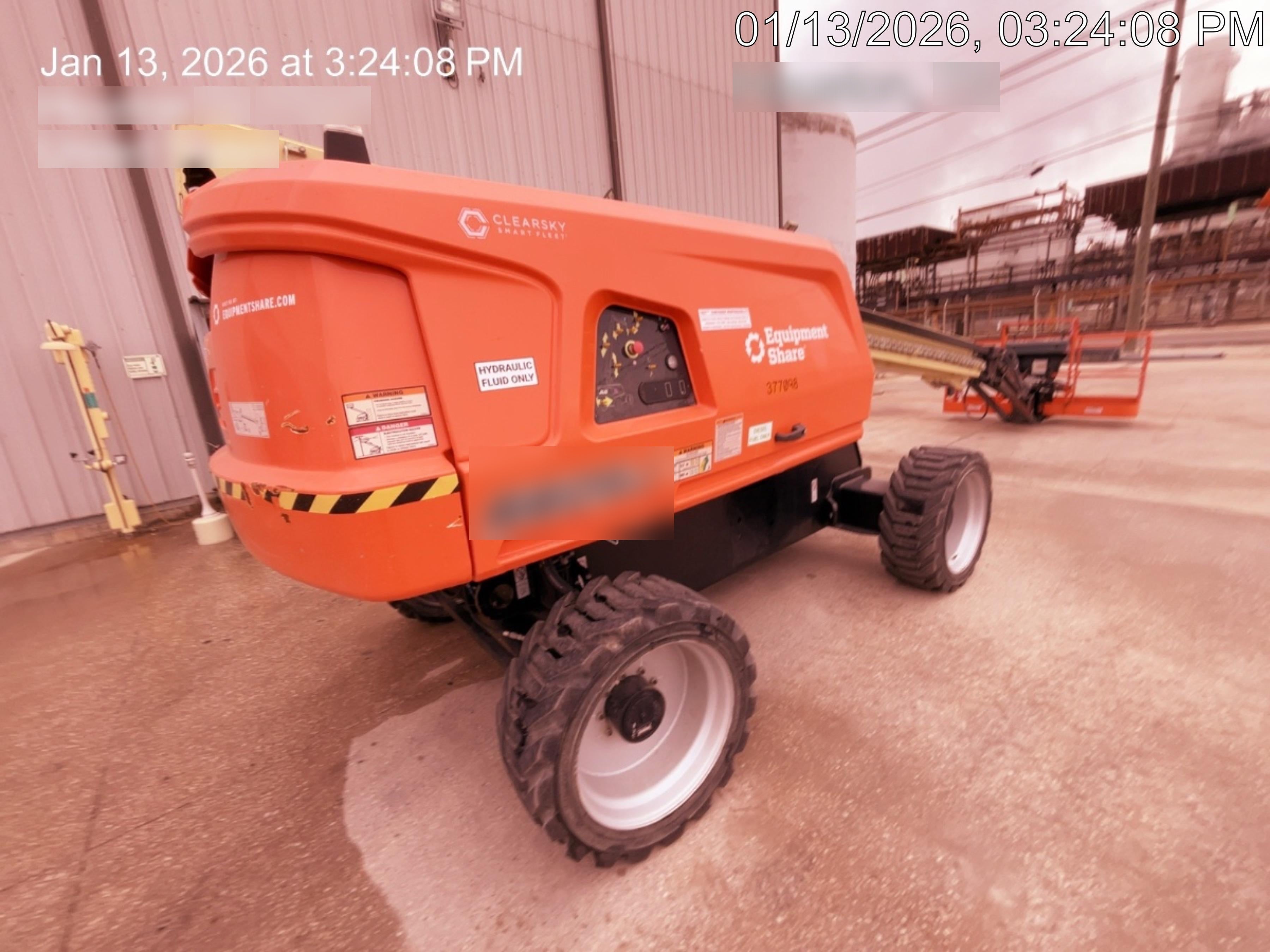 2023 JLG 660SJ