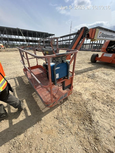 2020 JLG 660SJ