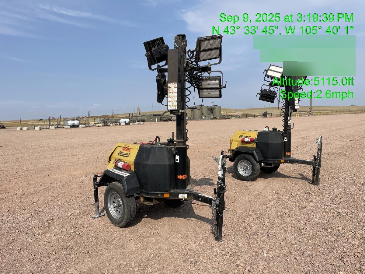 2022 Allmand NLV3GR (4) LED Light Fixture 350W, 23' Vertical Mast, 3kW Prime, Towable, ES Decals, T3