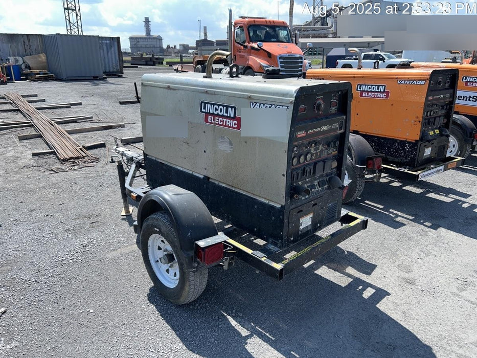 2019 Lincoln Electric Vantage 322 Welder Ready-Pak 3, Two wheel trailer, Fender and Light kit, Cable Rack