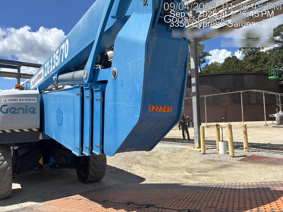2021 GENIE ZX-135/70
