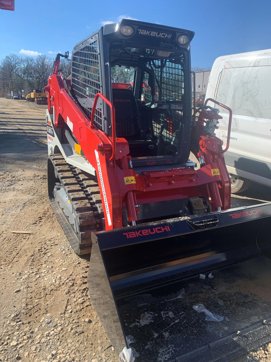 2023 TAKEUCHI TL10V2-CR