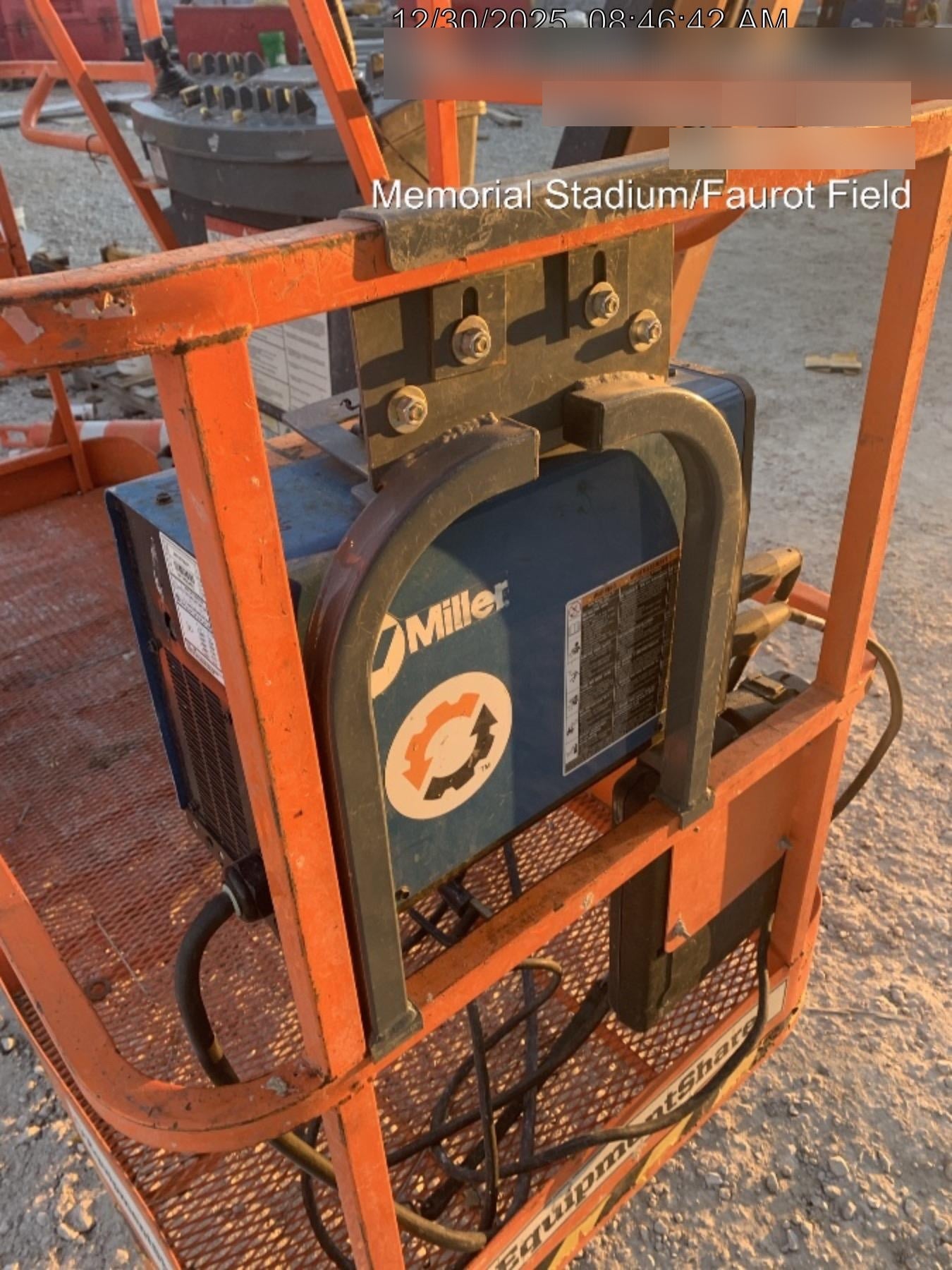 2025 MILLER ELECTRIC CST-282