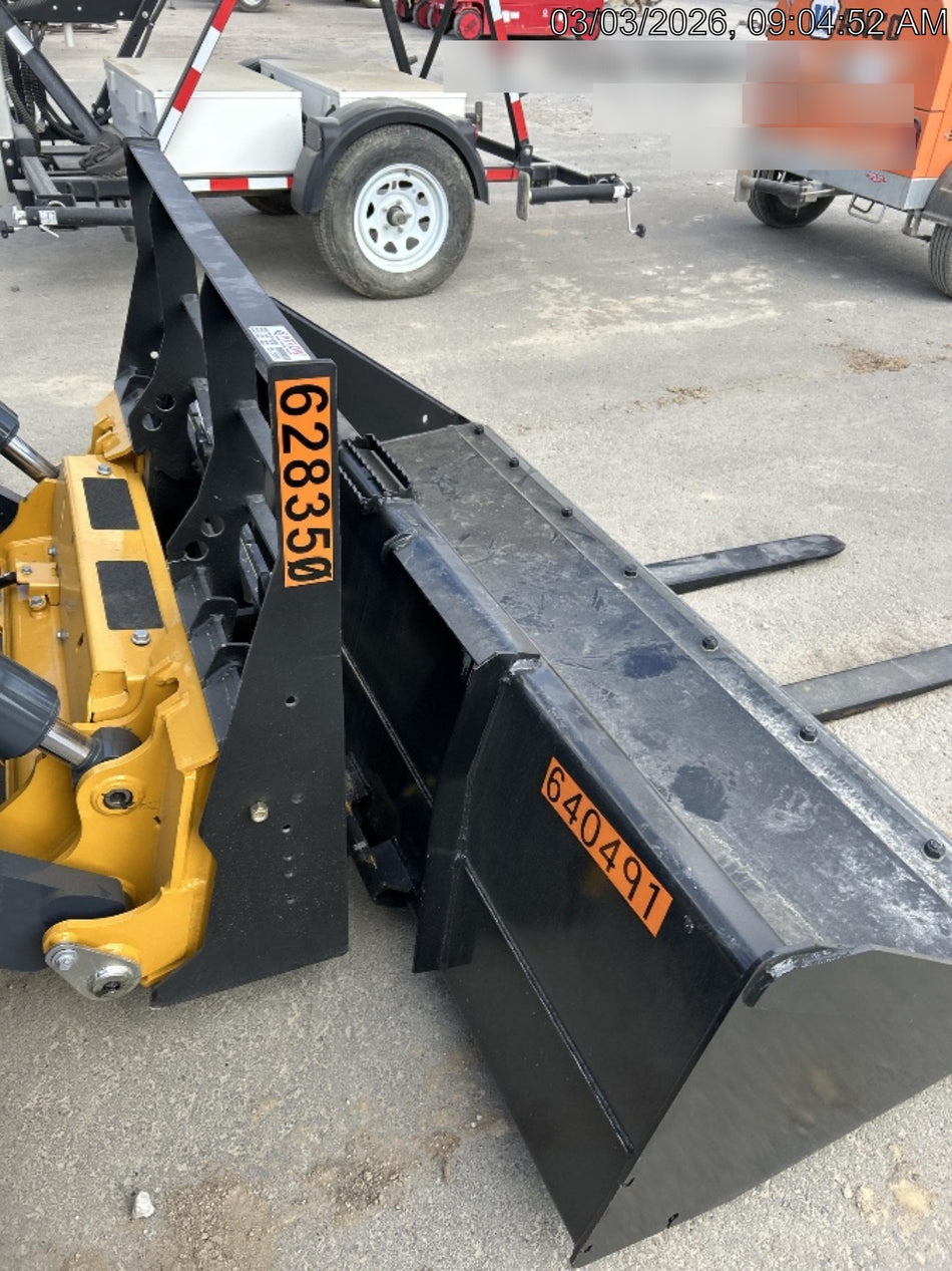 2025 ARROW MATERIAL HANDLING 60" Pallet Forks - Arrow