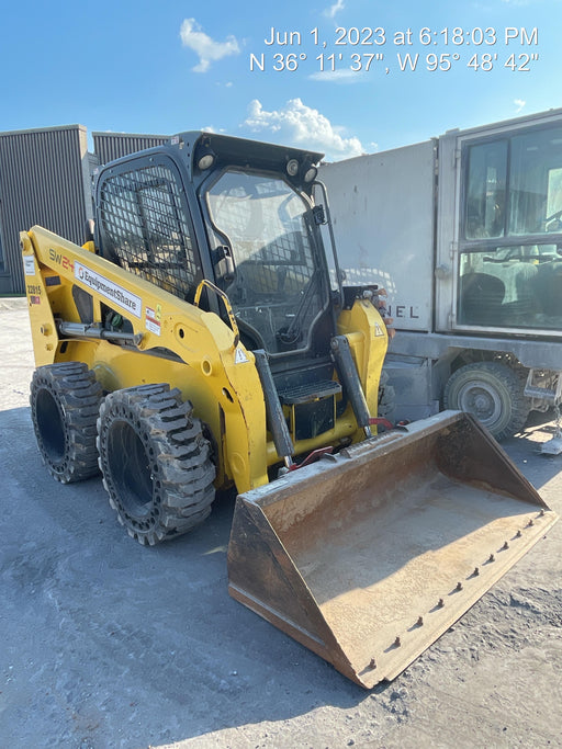 Wacker Neuson SW24 Wacker Neuson SW24 Skid Loader w/Open ROPS, Electric Attachment Controls, High Flow, Load Stabilizer, Beacon, 75" Bucket w/Smooth BOE, Bolt-On Tooth Bar