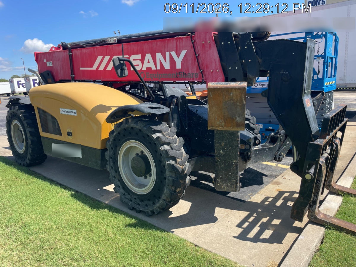 2021 SANY STH1056