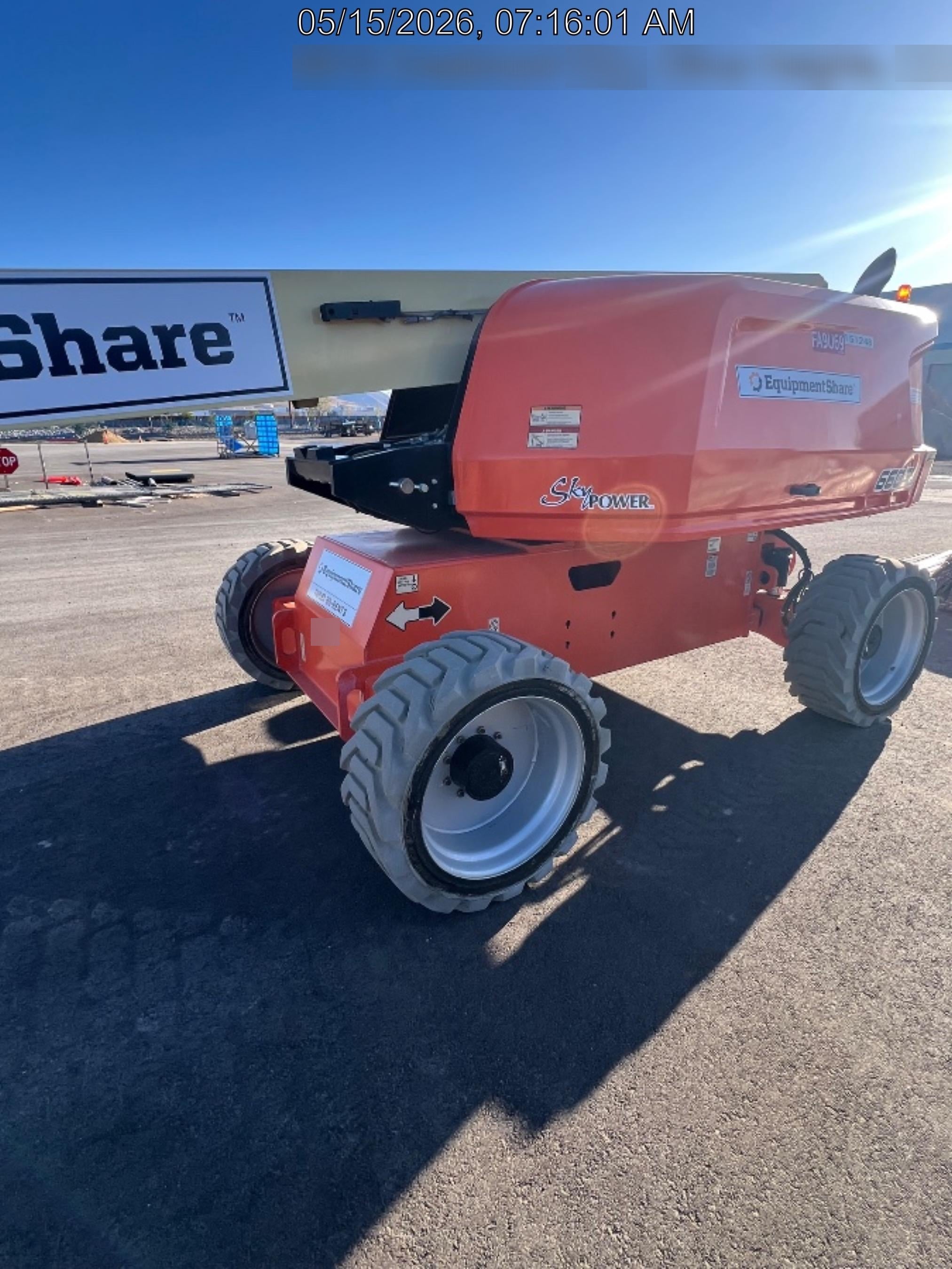 2021 JLG 660SJ