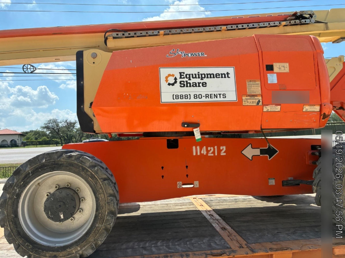 2021 JLG 800AJ