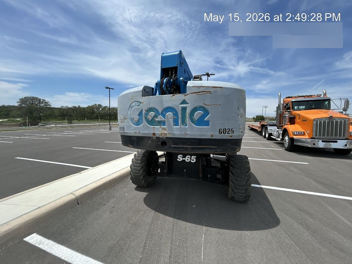 2017 GENIE S-65