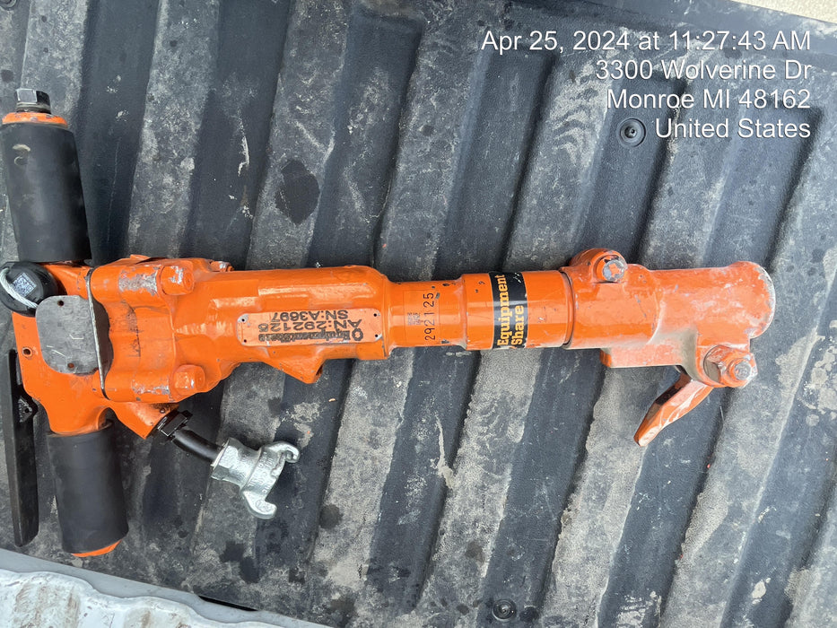 2023 MICHIGAN PNEUMATIC ES-TPB30-1-TRACKER