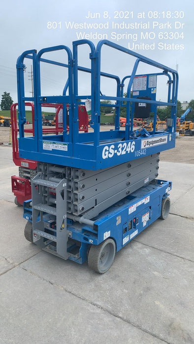 2020 Genie GS-3246 Standard, Folding full height swing gate