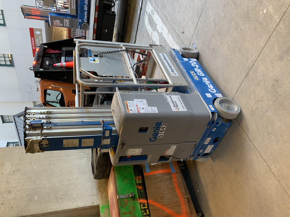 2019 GENIE GR-20