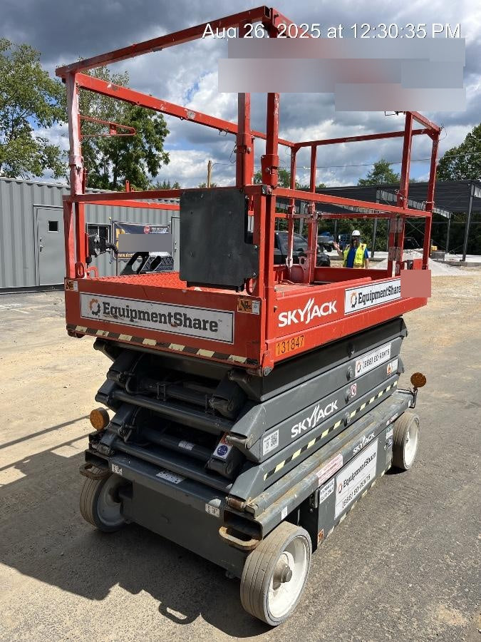2021 SKYJACK SJ4732