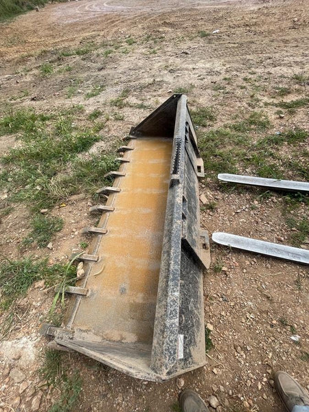 2023 CASE 48" Pallet Forks - Wheel Loader