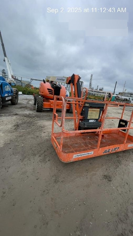 2021 JLG 600AJ