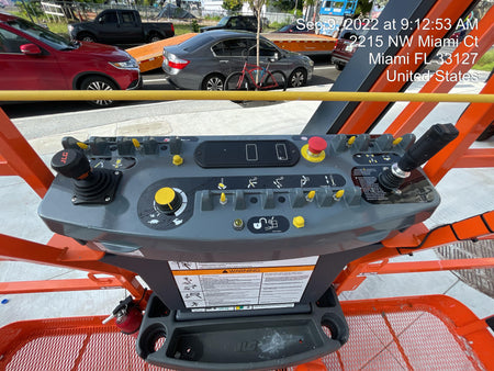 2022 JLG 660SJ