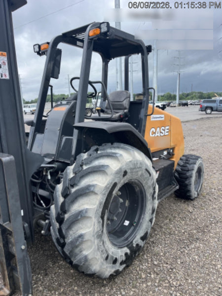 2023 CASE 588H
