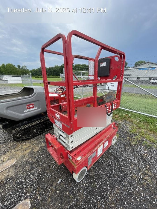 2017 MEC 1330SE 13' Scissor Lift w/2 Year Full Extended Warranty