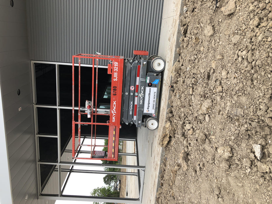 2018 SKYJACK SJIII-3219