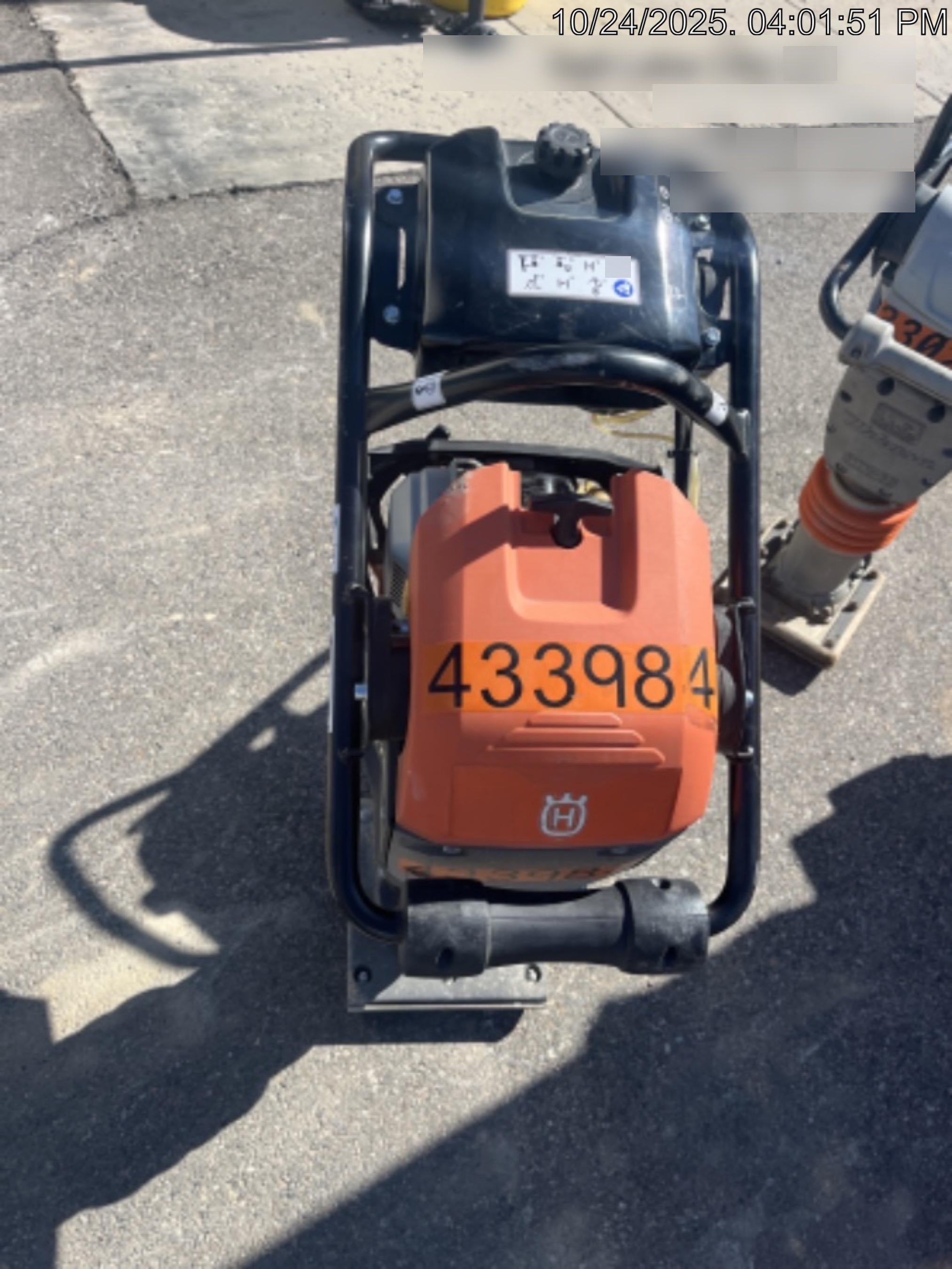 2024 HUSQVARNA LT6005