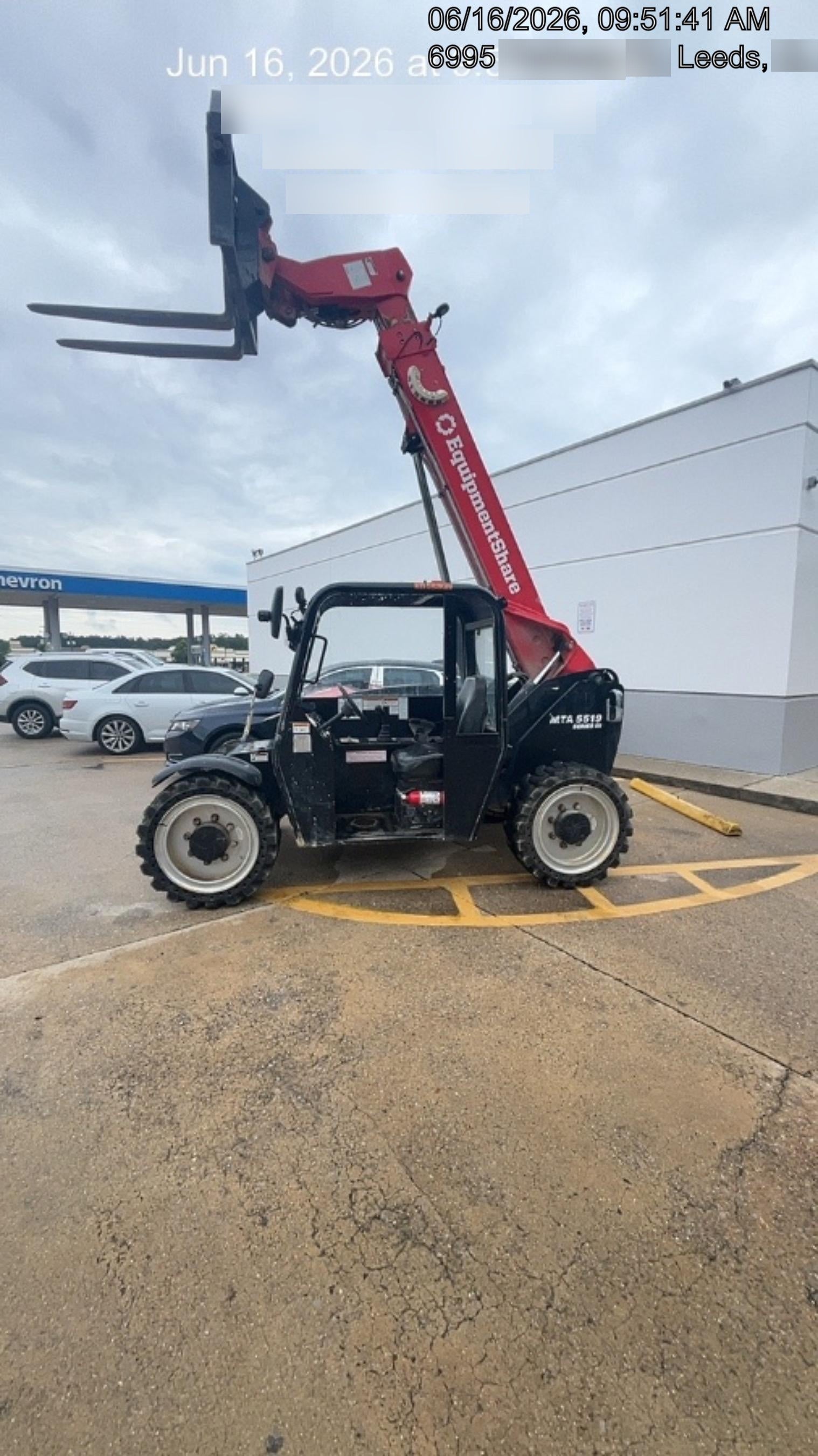 2023 MANITOU MTA5519