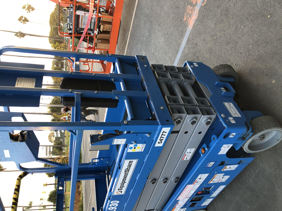 2019 Genie GS-1930 Half Height Swing Gate, 800W Inverter