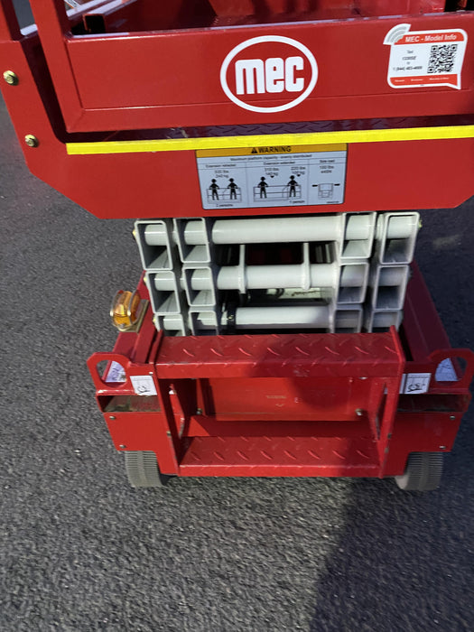 2020 MEC 1330SE Solid NM Tires, Steel Swing out Doors, LCS, Beacon, 900W Invertor