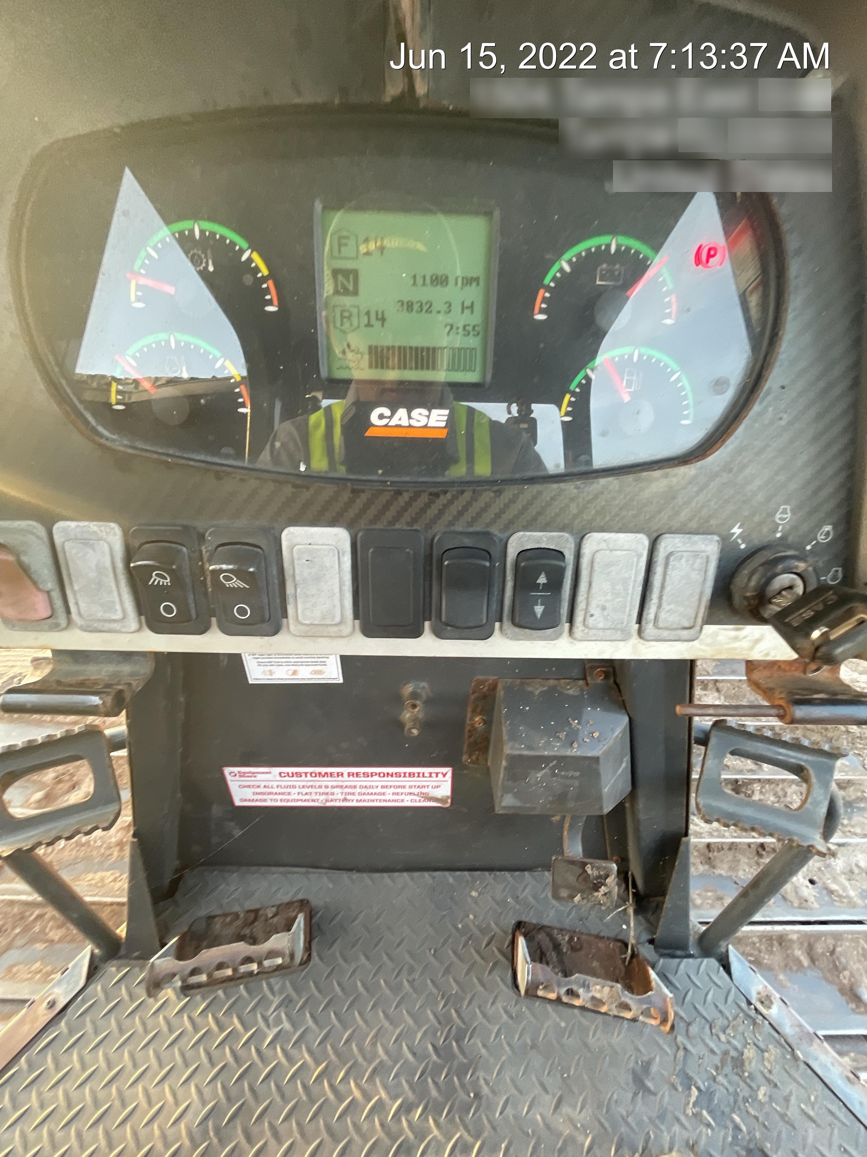 2016 CASE 850M