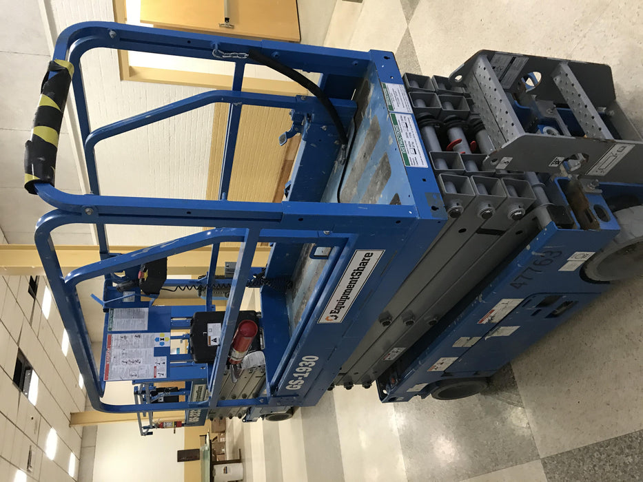 2019 Genie GS-1930 Fixed Rails with Chain Entry