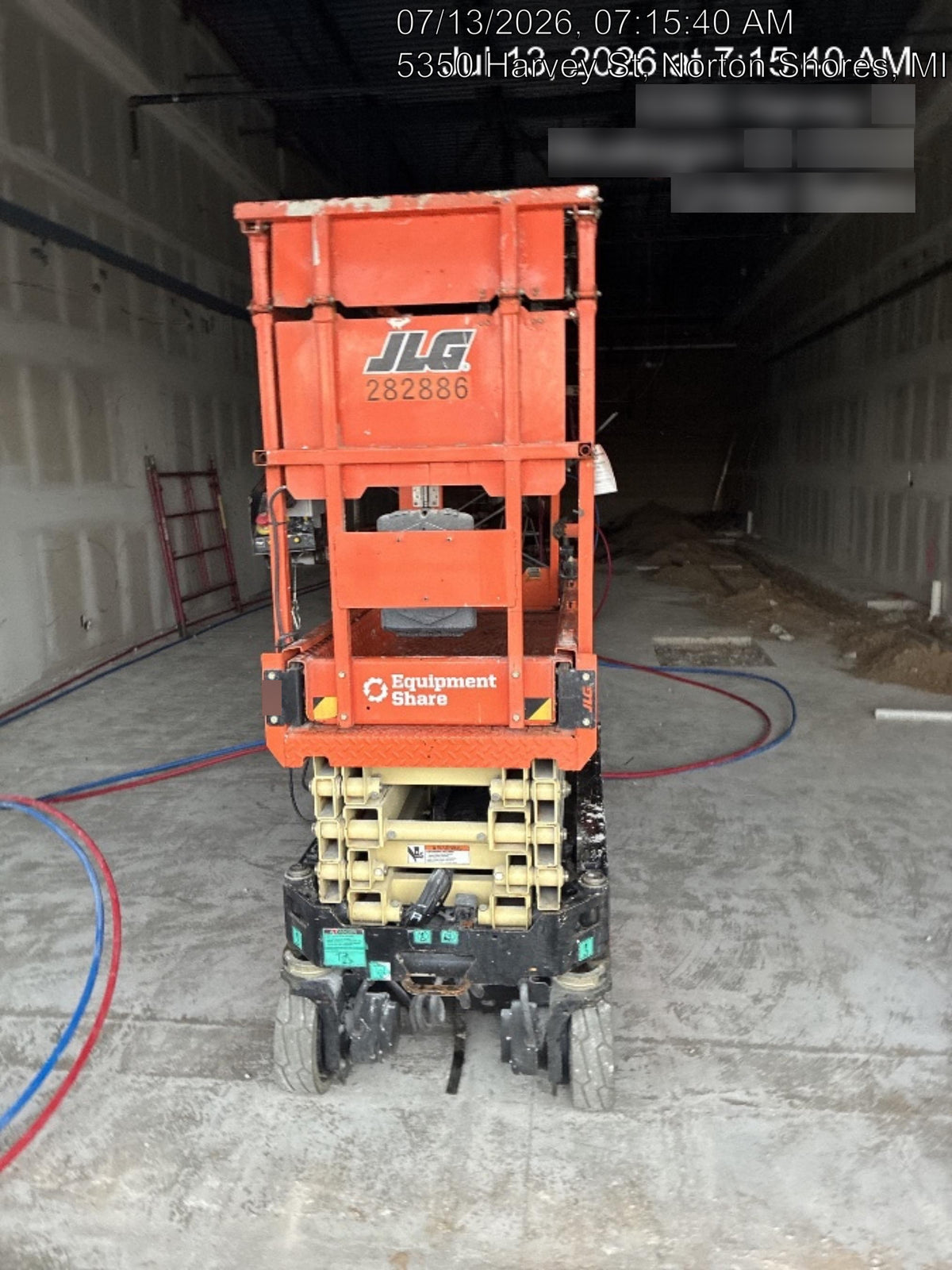2022 JLG ES1932