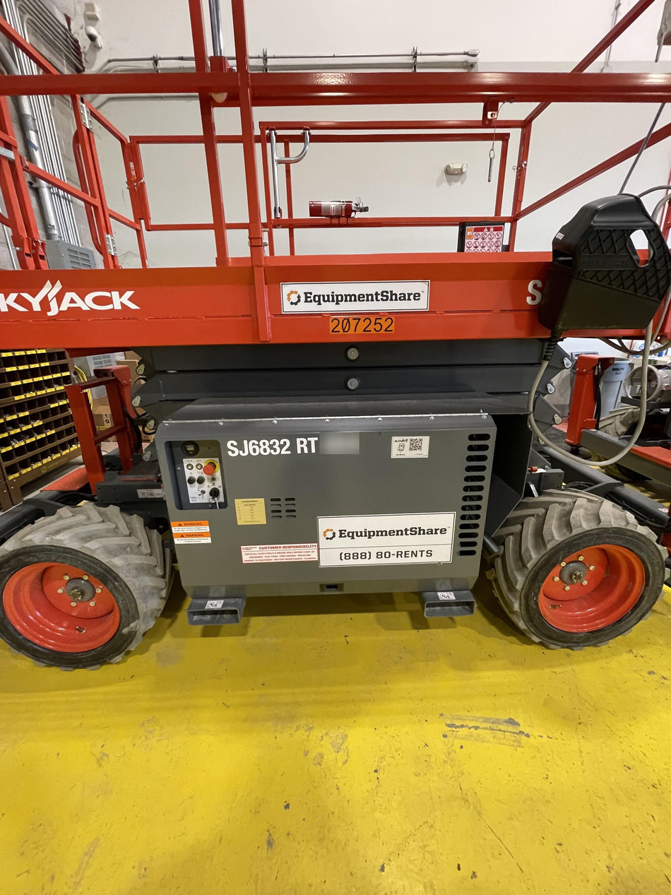 2022 SKYJACK SJ6832 RT