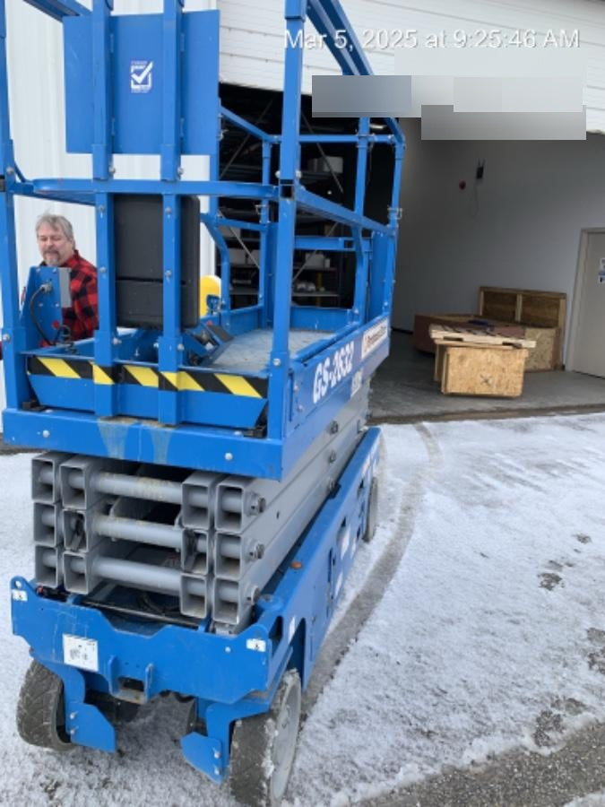 2022 GENIE GS-2632