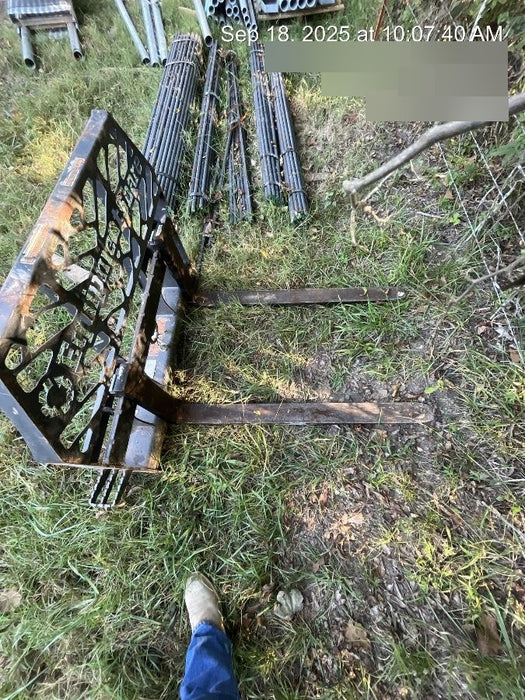 2022 PALADIN 48" Pallet Forks - Paladin