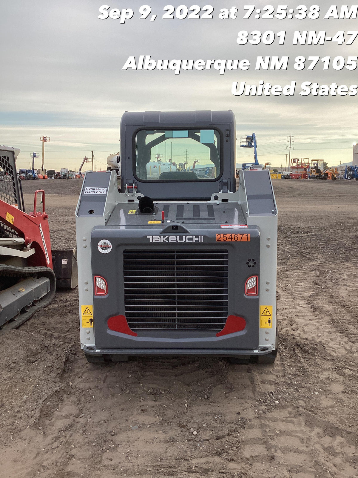 2022 TAKEUCHI TL8R2-R