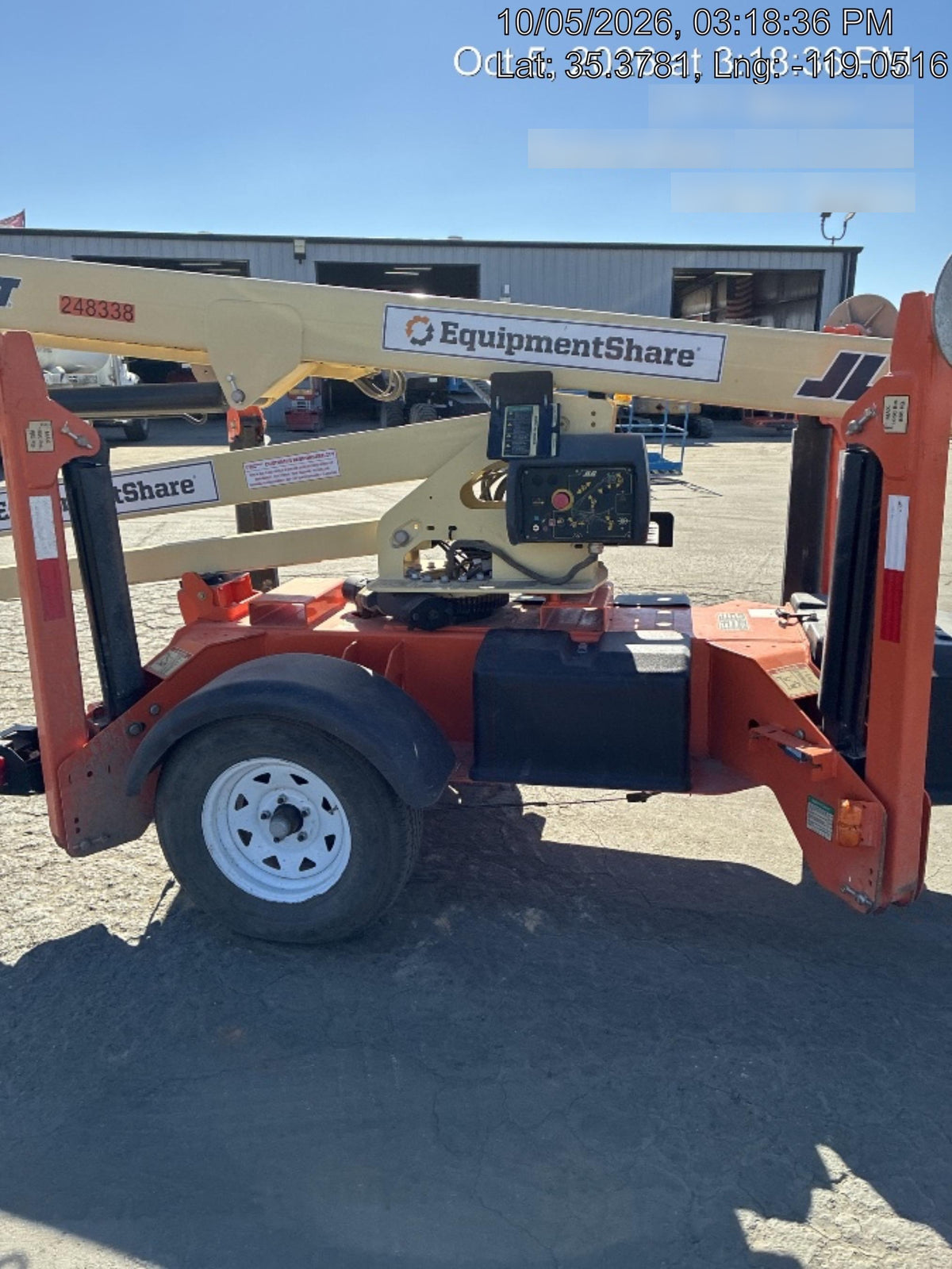 2022 JLG T350