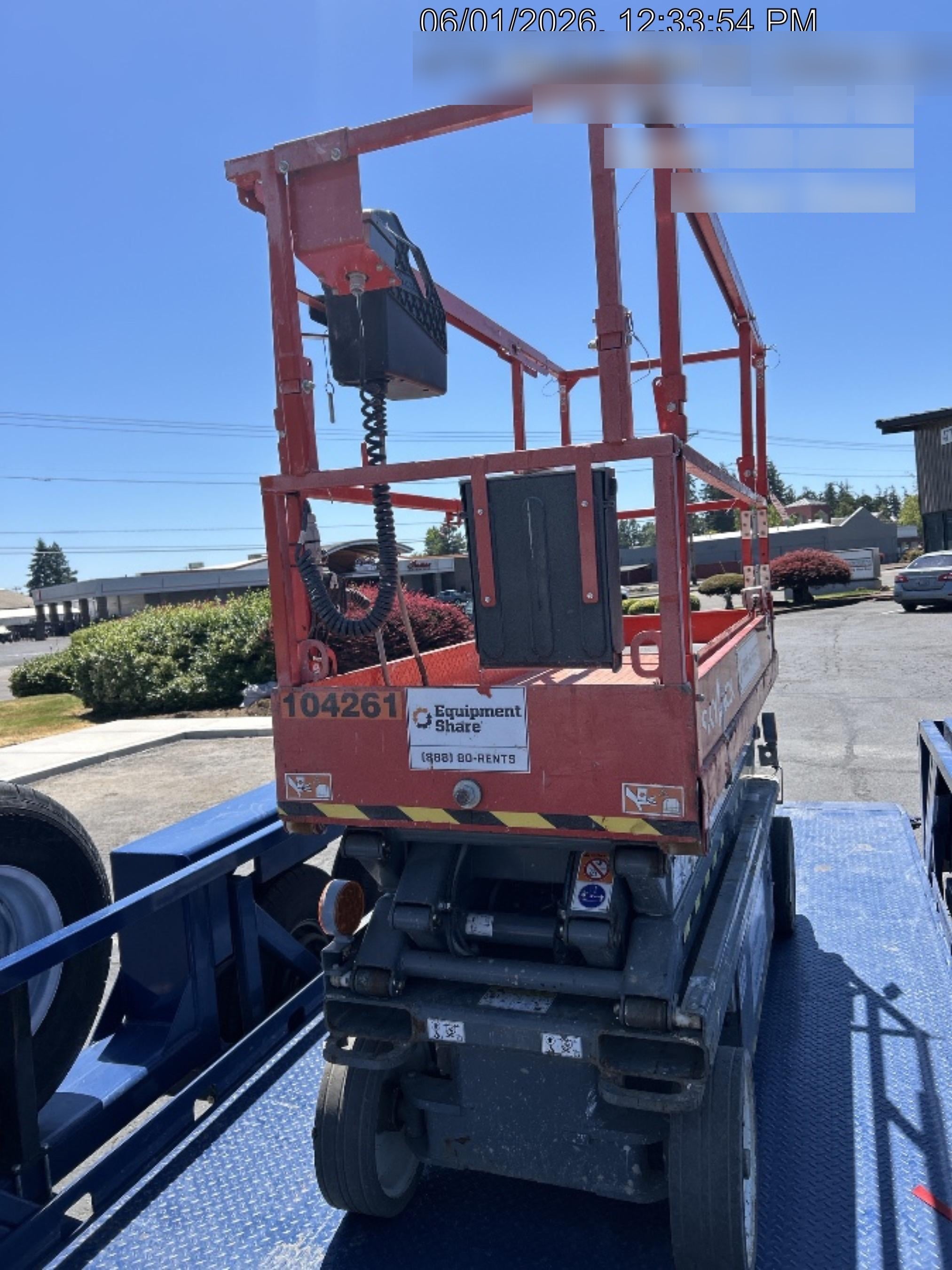 2020 Skyjack SJIII-3220 Solid NM Tires, Half height spring hinged entry gate, Dual Beacons, 6' Powered Extension Deck