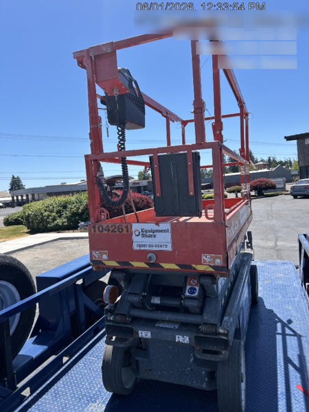 2020 Skyjack SJIII-3220 Solid NM Tires, Half height spring hinged entry gate, Dual Beacons, 6' Powered Extension Deck