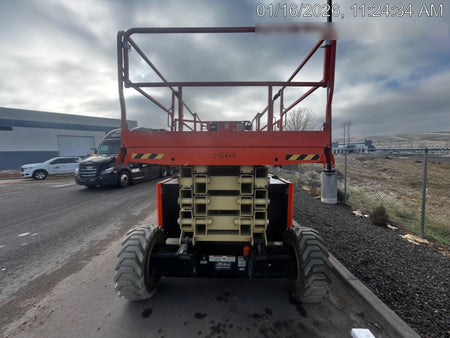 2023 JLG RT4394