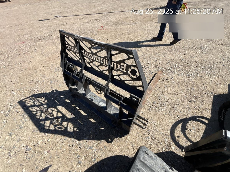 2022 PALADIN 48" Pallet Forks - Paladin