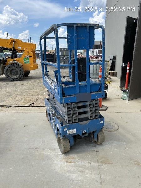 2019 Genie GS-1930 Fixed Rails with Chain Entry