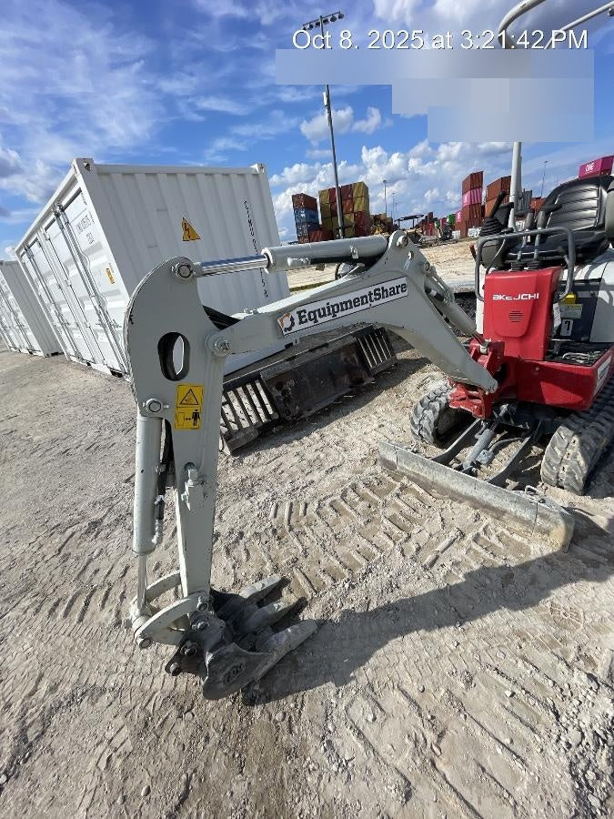 2023 TAKEUCHI TB210R