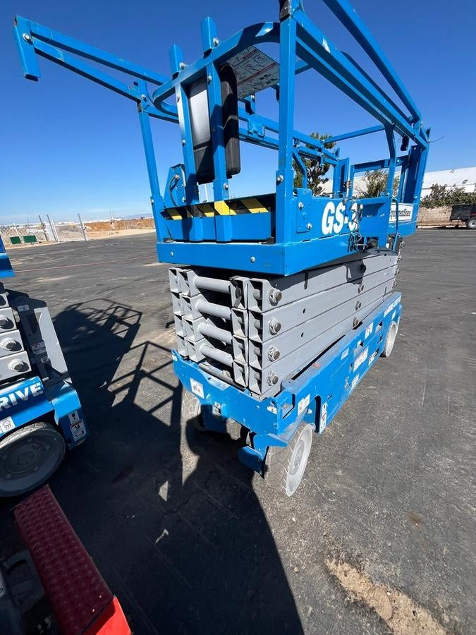 2021 GENIE GR-20