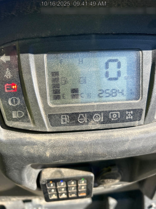 2020 Kubota RTV-X900 4wd Utility Cart, Diesel, 2 Seat, LED Strobe, Windshield Tempered Glass, Plastic Canopy, Wire Harness Kit, Backup Alarm