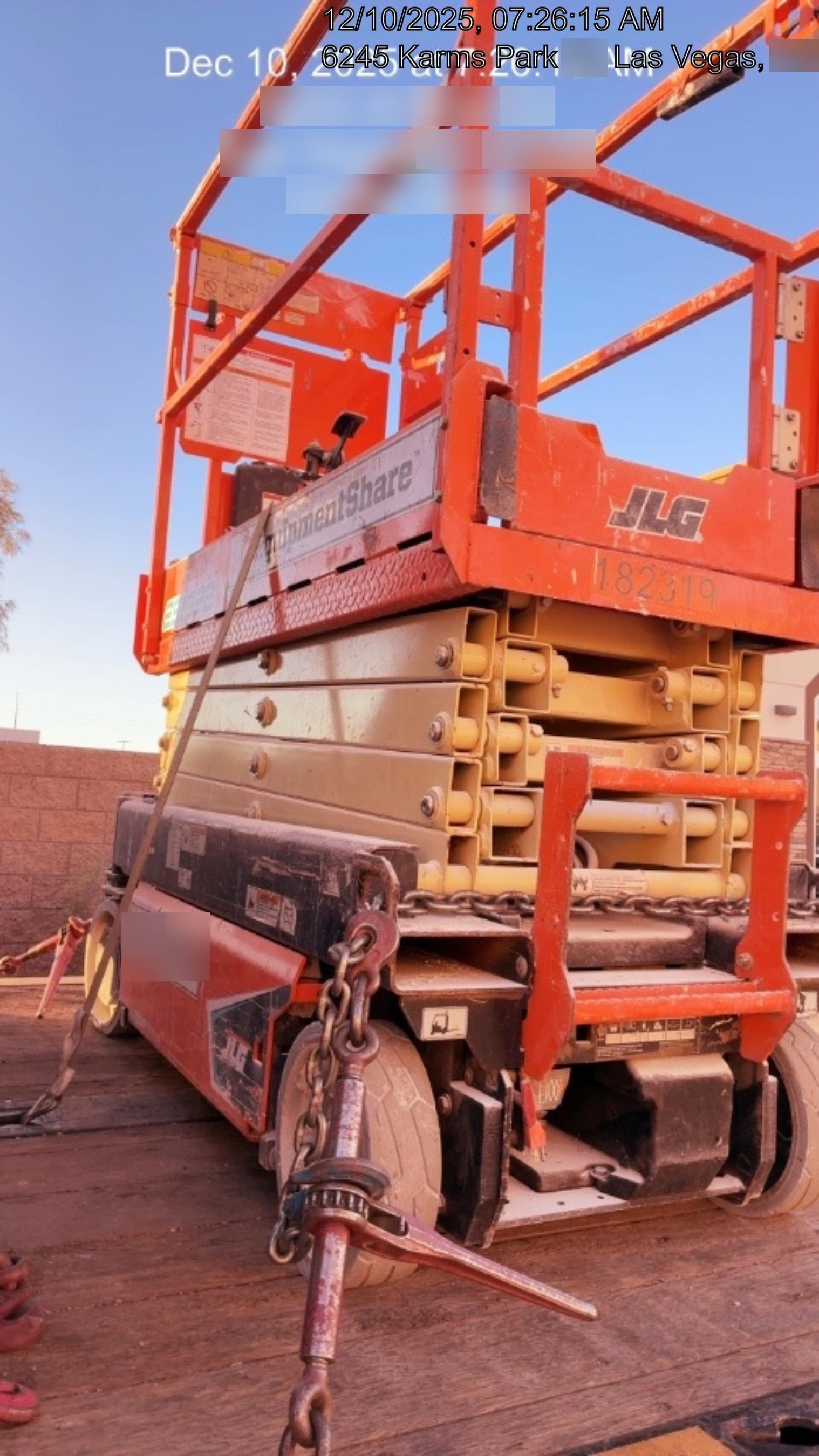 2021 JLG ES1932